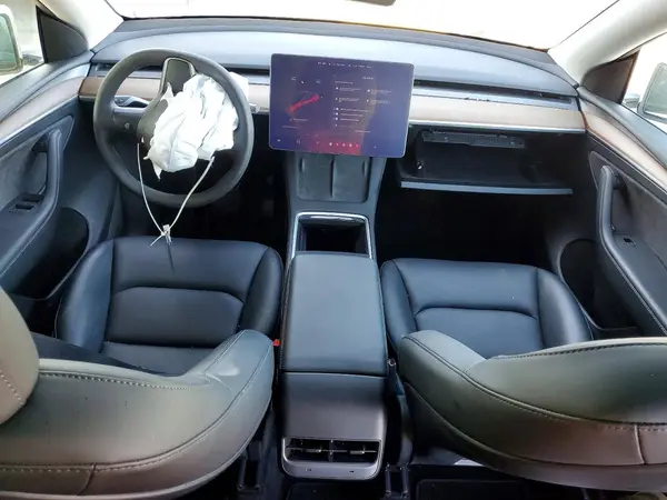 7SAYGDEE8PF760363 2023 TESLA MODEL Y - Image 8