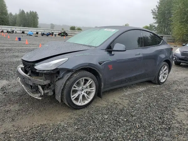 7SAYGDEE8PF762582 2023 TESLA MODEL Y - Image 1