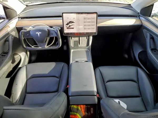 7SAYGDEE8PF769712 2023 TESLA MODEL Y - Image 8