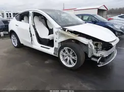 7SAYGDEE8PF790060 2023 TESLA MODEL Y