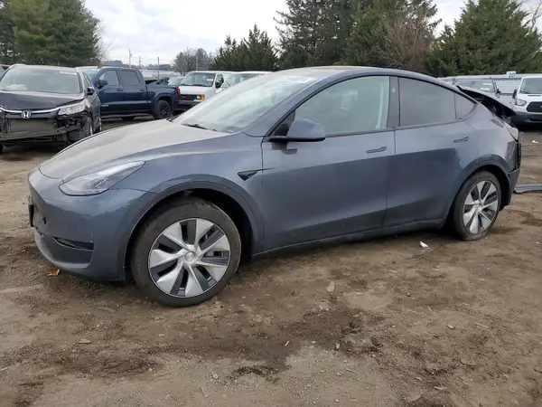 7SAYGDEE8PF794383 2023 TESLA MODEL Y - Image 1