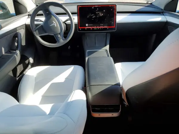 7SAYGDEE8PF802921 2023 TESLA MODEL Y - Image 8