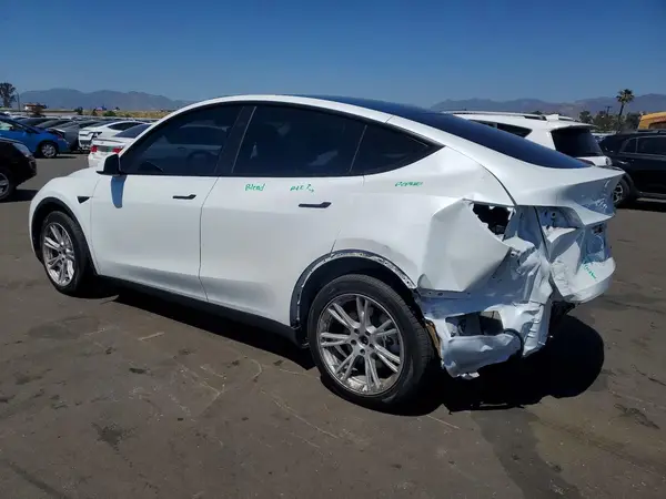 7SAYGDEE8PF804507 2023 TESLA MODEL Y - Image 2