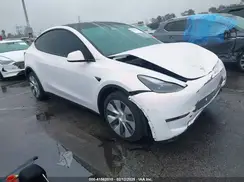 7SAYGDEE8PF817015 2023 TESLA MODEL Y