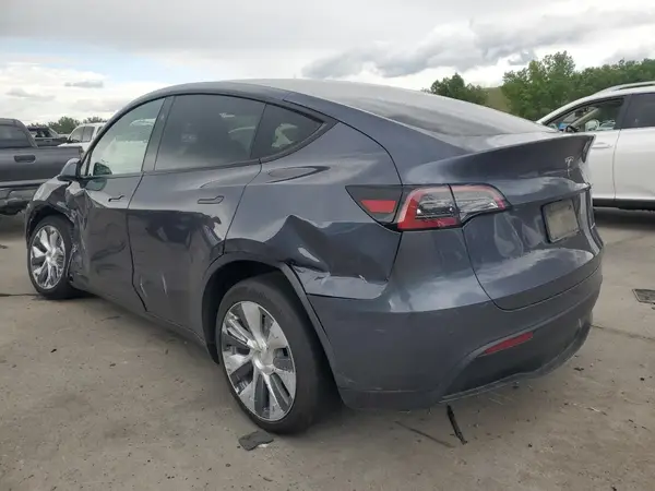 7SAYGDEE8PF847454 2023 TESLA MODEL Y - Image 2