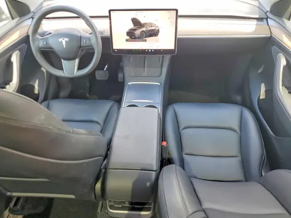 7SAYGDEE8PF859104 2023 TESLA MODEL Y - Image 8