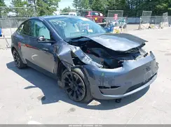 7SAYGDEE8PF861418 2023 TESLA MODEL Y