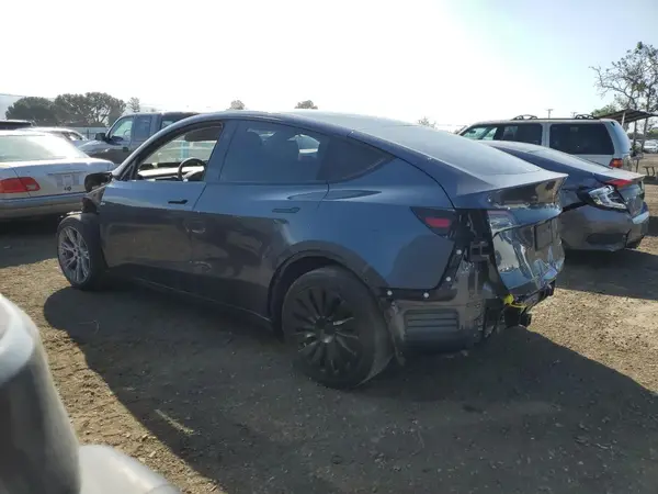 7SAYGDEE8PF867347 2023 TESLA MODEL Y - Image 2