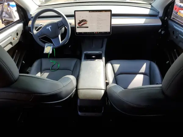 7SAYGDEE8PF867347 2023 TESLA MODEL Y - Image 8