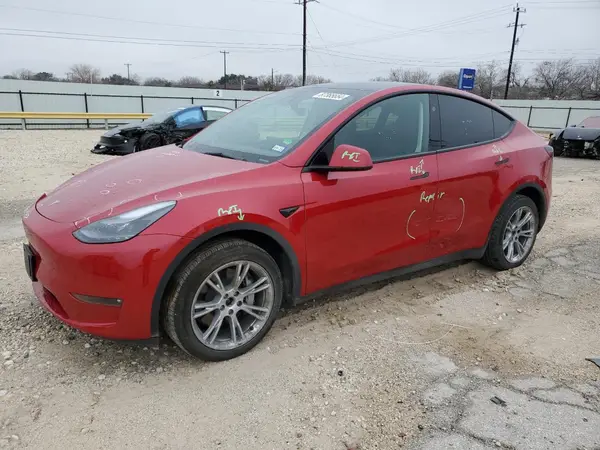 7SAYGDEE8PF880244 2023 TESLA MODEL Y - Image 1