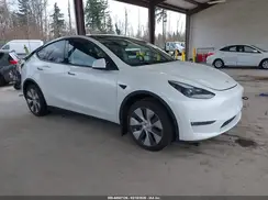 7SAYGDEE8PF886805 2023 TESLA MODEL Y
