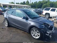 7SAYGDEE8PF887386 2023 TESLA MODEL Y