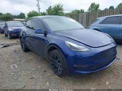 7SAYGDEE8PF890787 2023 TESLA MODEL Y