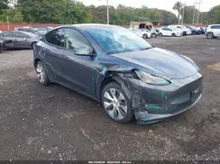 7SAYGDEE8PF893611 2023 TESLA MODEL Y