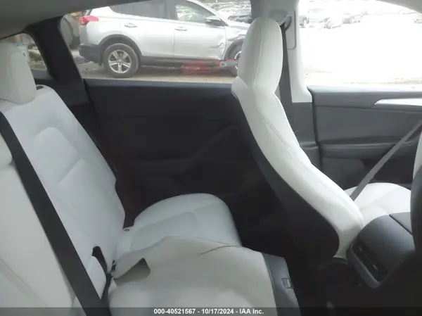 7SAYGDEE8PF895214 2023 TESLA MODEL Y - Image 8