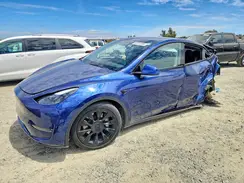 7SAYGDEE8PF900461 2023 TESLA MODEL Y