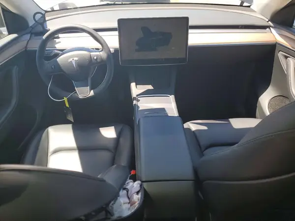 7SAYGDEE8PF908429 2023 TESLA MODEL Y - Image 8