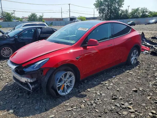 7SAYGDEE8PF909239 2023 TESLA MODEL Y - Image 1