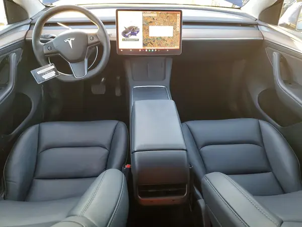 7SAYGDEE8PF909600 2023 TESLA MODEL Y - Image 8