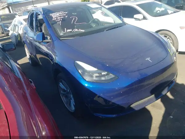 7SAYGDEE8PF928387 2023 TESLA MODEL Y - Image 1
