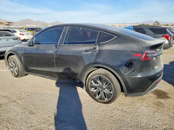 7SAYGDEE8PF964614 2023 TESLA MODEL Y - Image 2