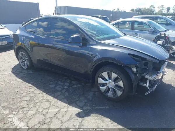 7SAYGDEE8RA218969 2024 TESLA MODEL Y - Image 1