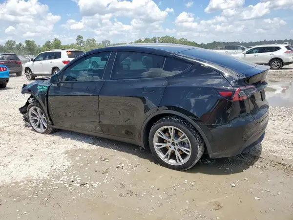 7SAYGDEE8RA220463 2024 TESLA MODEL Y - Image 2