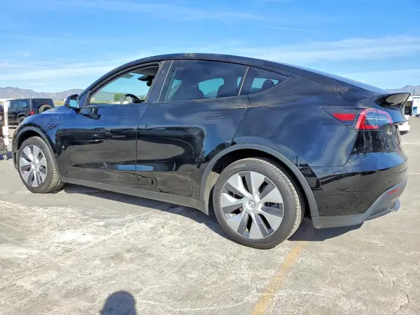 7SAYGDEE8RA221466 2024 TESLA MODEL Y - Image 2