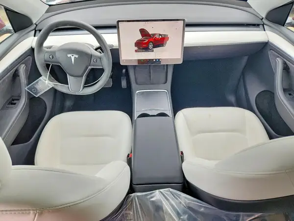 7SAYGDEE8RA222701 2024 TESLA MODEL Y - Image 8