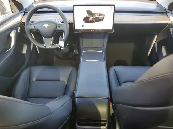7SAYGDEE8RA223878 2024 TESLA MODEL Y - Image 8