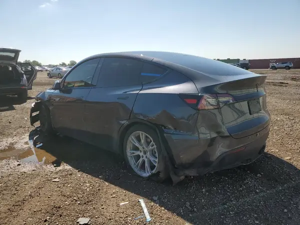 7SAYGDEE8RA226506 2024 TESLA MODEL Y - Image 2