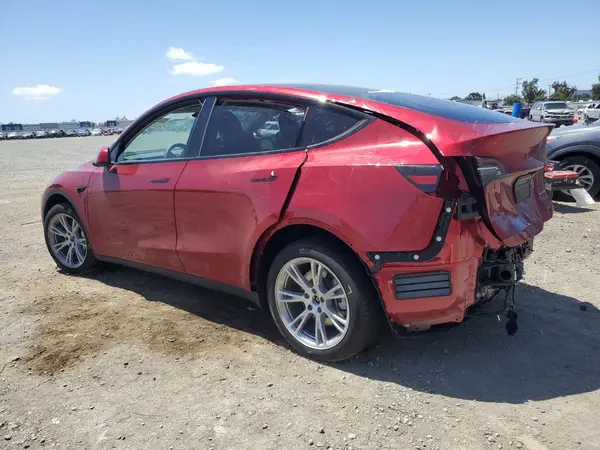 7SAYGDEE8RA233147 2024 TESLA MODEL Y - Image 2