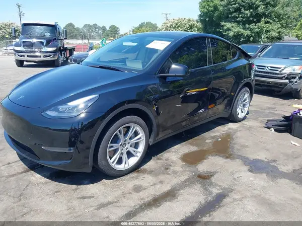 7SAYGDEE8RA237764 2024 TESLA MODEL Y - Image 2
