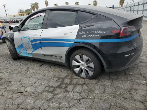 7SAYGDEE8RA238798 2024 TESLA MODEL Y - Image 2
