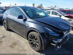 7SAYGDEE8RA238834 2024 TESLA MODEL Y