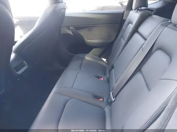 7SAYGDEE8RA239384 2024 TESLA MODEL Y - Image 8