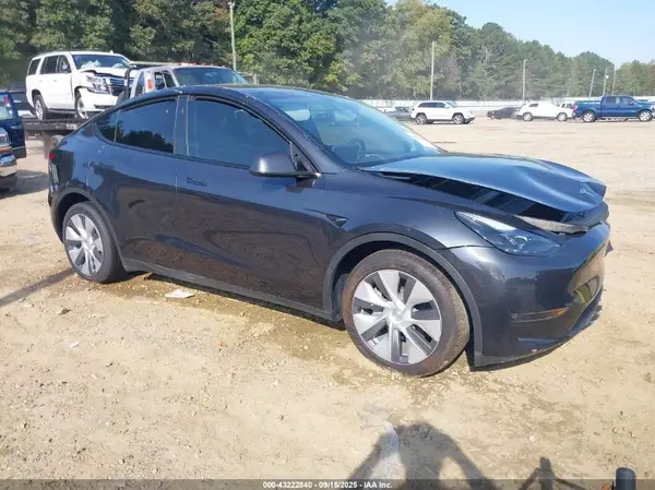 7SAYGDEE8RA252314 2024 TESLA MODEL Y - Image 1