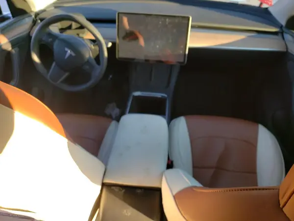 7SAYGDEE8RA255813 2024 TESLA MODEL Y - Image 8