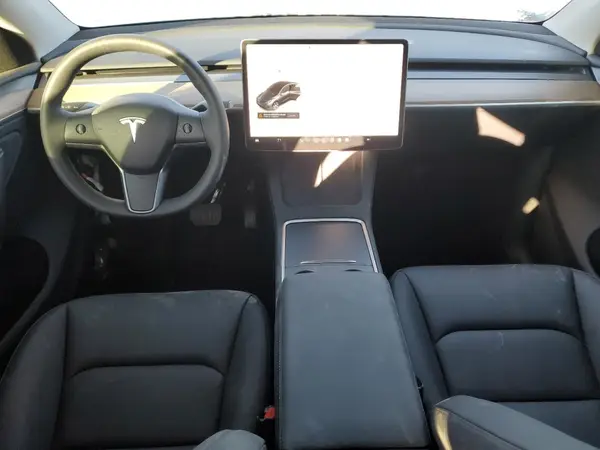 7SAYGDEE8RA256430 2024 TESLA MODEL Y - Image 8