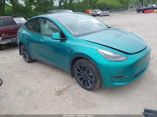 7SAYGDEE8RA274491 2024 TESLA MODEL Y - Image 1