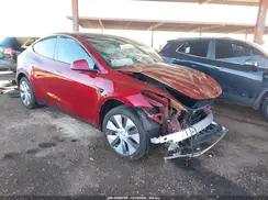 7SAYGDEE8RA275110 2024 TESLA MODEL Y