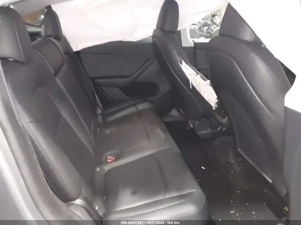 7SAYGDEE8RA286933 2024 TESLA MODEL Y - Image 8