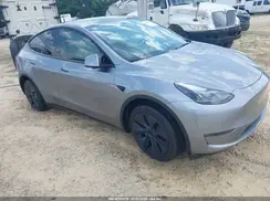 7SAYGDEE8RA295003 2024 TESLA MODEL Y