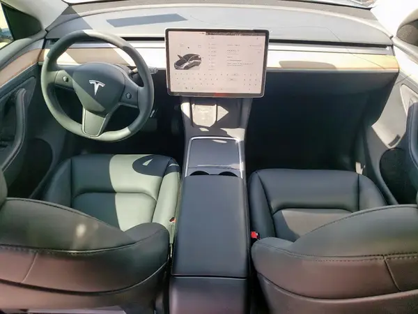 7SAYGDEE8RA299343 2024 TESLA MODEL Y - Image 8