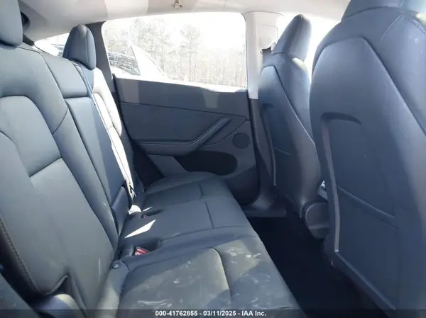 7SAYGDEE8RA305853 2024 TESLA MODEL Y - Image 8