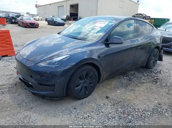 7SAYGDEE8RA310308 2024 TESLA MODEL Y - Image 2