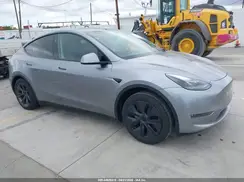 7SAYGDEE8RA310793 2024 TESLA MODEL Y