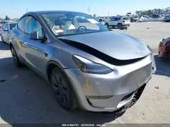 7SAYGDEE8RA313290 2024 TESLA MODEL Y