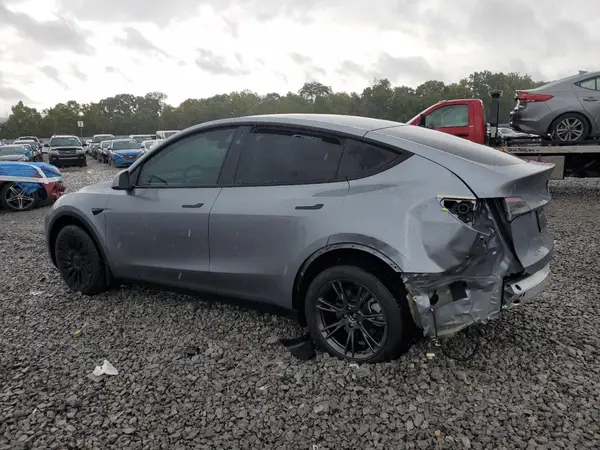 7SAYGDEE8RA329327 2024 TESLA MODEL Y - Image 2