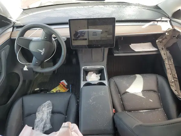 7SAYGDEE8RF025384 2024 TESLA MODEL Y - Image 8